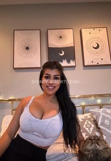 Sydney escorts Chloe — 5