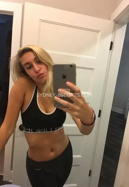 Sydney escorts Ashlyn — 5