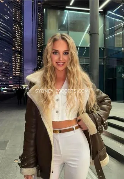 Sydney escorts Alyssa — 3