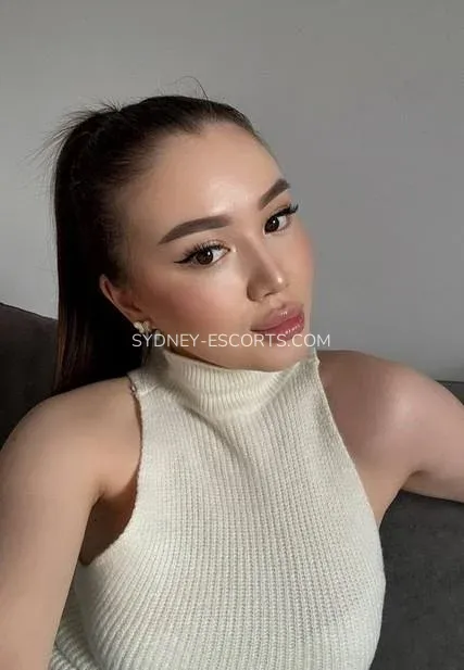 Sydney escorts Märta — 3