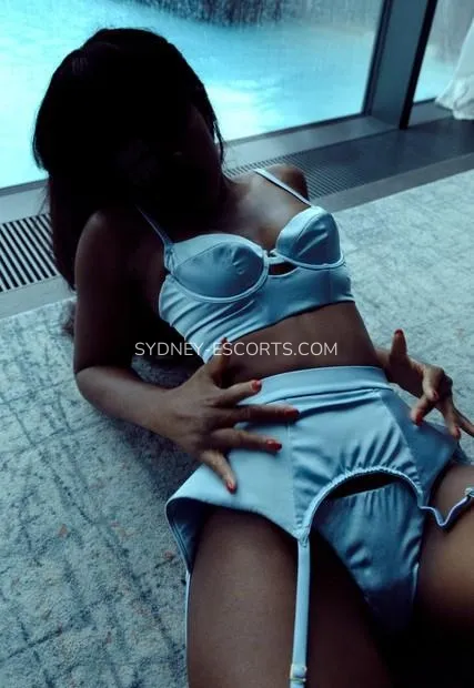 Sydney escorts Hannah — 2