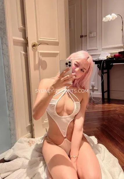 Sydney escorts Rebecca — 4