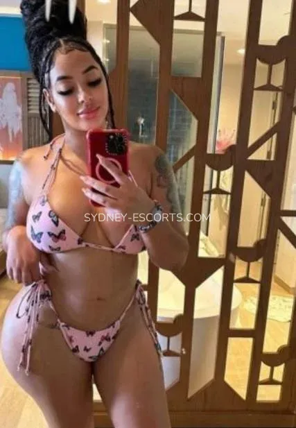 Sydney escorts Lillian — 4