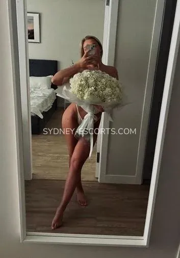 Sydney escorts Ellinor — 3