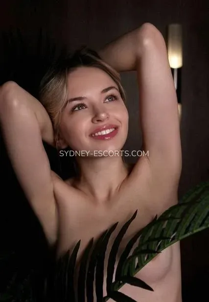 Sydney escorts Caroline — 5