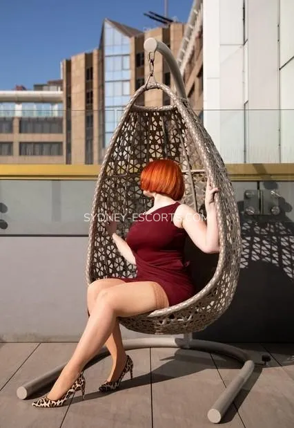 Sydney escorts Kira — 2