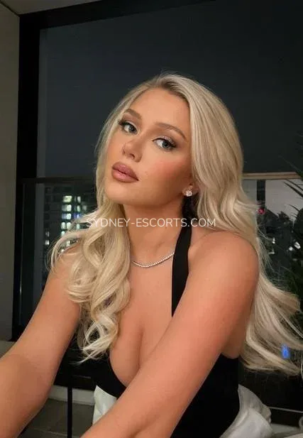 Sydney escorts Julianna — 3