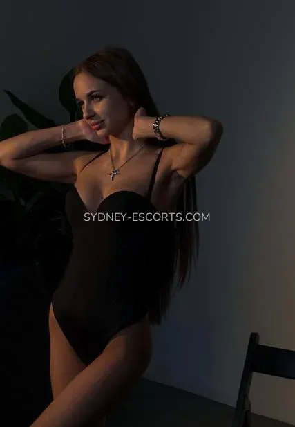 Sydney escorts Julianna — 3