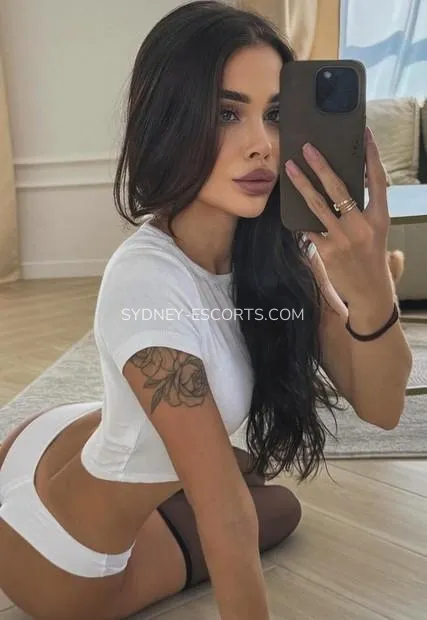 Sydney escorts Molly