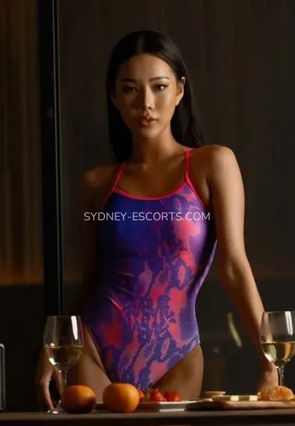 Sydney escorts Lisa — 7