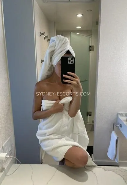 Sydney escorts Katrina