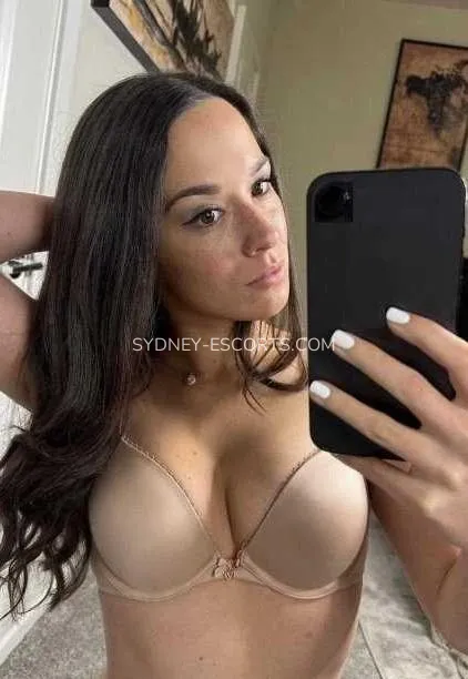 Sydney escorts Emelie — 2