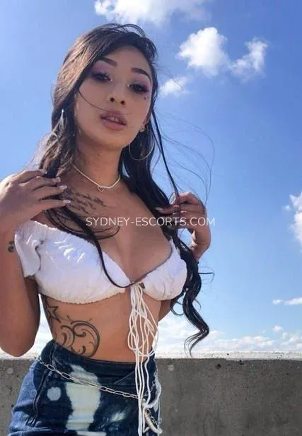 Sydney escorts Evelyn — 3