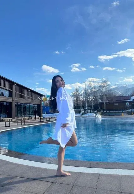 Sydney escorts Natalie — 1