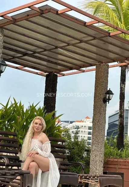 Sydney escorts Arianna — 2