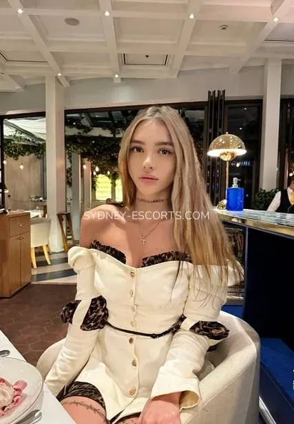 Sydney escorts Caitlin — 1