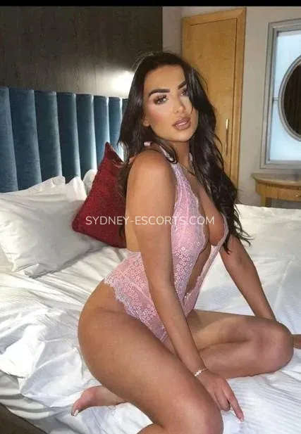 Sydney escorts Reese — 3