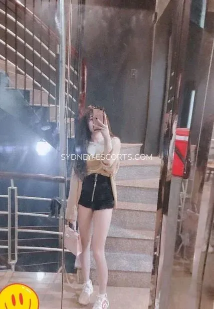 Sydney escorts Samantha — 3