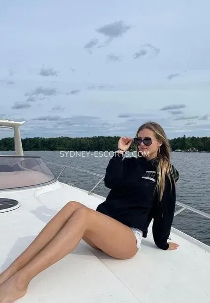 Sydney escorts Kathryn — 4