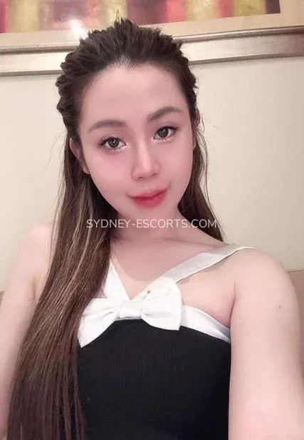 Sydney escorts Julianna — 5