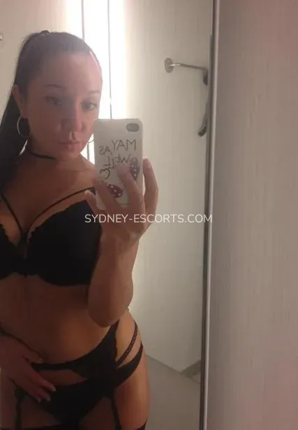 Sydney escorts Sadie — 3