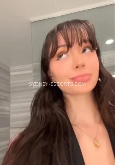 Sydney escorts Chelsea — 1