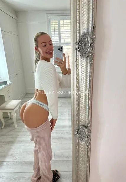 Sydney escorts Ashley — 6