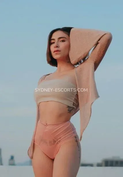 Sydney escorts Louise — 4