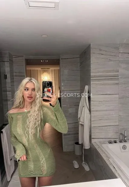 Sydney escorts Brianna — 1