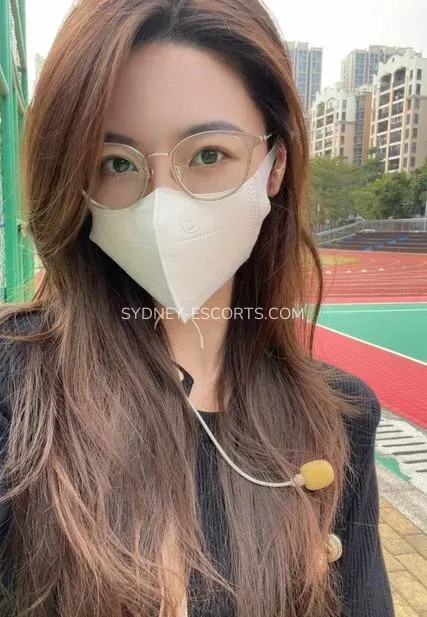 Sydney escorts Vivian — 1